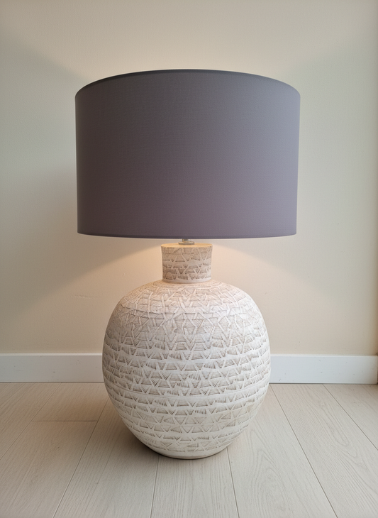Candeeiro terracota artesanal EXC 10, handmade em Portugal. Decoração de Interiores. Decoração minimalista, mediterrânica, cottagecore e moderno. Decoração orgânica sustentável; design biofílico;