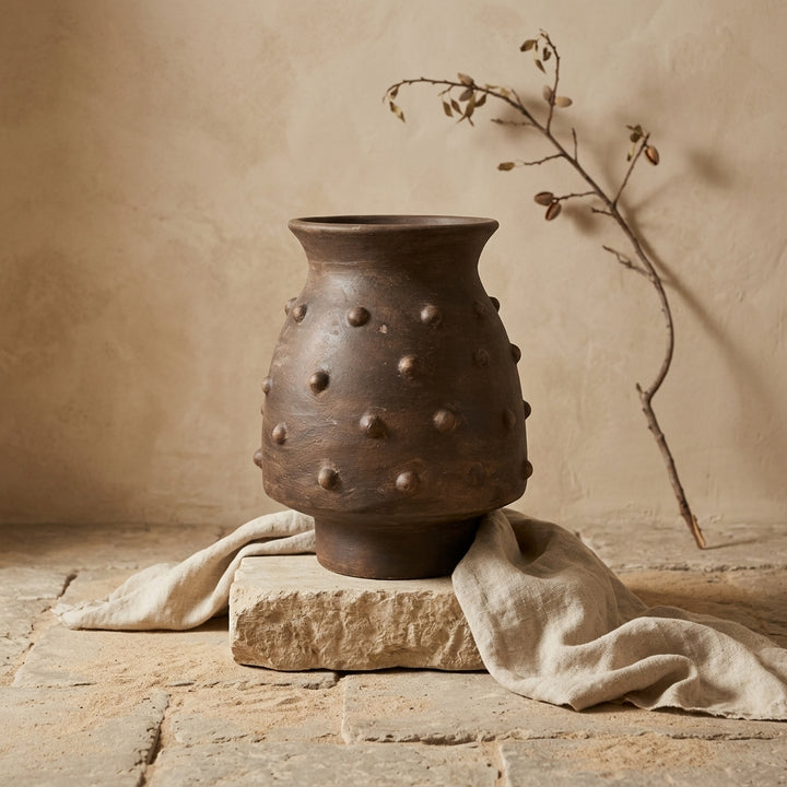 Vaso terracota artesanal RÚSTICO X.7, handmade em Portugal. Decoração orgânica. Decoração minimalista, mediterrânica, cottagecore e moderno. Decoração orgânica sustentável; design biofílico;