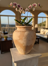 Vaso terracota artesanal Kora H, feito artesanalmente em Portugal. Decoração Japandi, minimalista, rústico, mediterrânico, farmhouse e cottage. Decoração de interiores; Design biofílico;