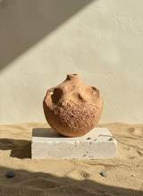 Vaso terracota artesanal  EXC 22, handmade em Portugal. Decoração orgânica; Decoração wabi-sabi, farmhouse, Japandi, minimalista, mediterrânica, cottagecore e moderno. Design de interiores sustentável; design biofílico;