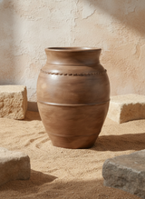 Vaso terracota artesanal RÚSTICO G feito à mão Portugal. Decoração minimalista, wabi-sabi, rústica, mediterrânico e farmehouse. Decoração e design de interiores; decoração e design biofílico;