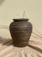 Vaso terracota artesanal RÚSTICO L, feito artesanalmente em Portugal. Decoração de interiores; Design biofílico; Decoração sustentável nos estilos: Japandi, minimalista, rústico, mediterrânico, farmhouse e cottage. 
