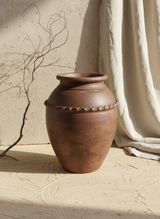 Vaso terracota artesanal RÚSTICO T feito à mão Portugal.  Decoração de interiores e exteriores; Estilos minimalista, rústico, mediterrânico, Japandi, estilo wabi-sabi e farmehouse.   Design biofílico;