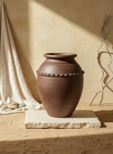 Vaso terracota artesanal RÚSTICO T feito à mão Portugal.  Decoração de interiores e exteriores; Estilos minimalista, rústico, mediterrânico, Japandi, estilo wabi-sabi e farmehouse.   Design biofílico;