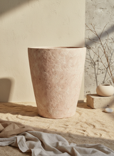 Vaso terracota artesanal  EXC 6, handmade em Portugal, decoração wabi-sabi, farmhouse, Japandi, minimalista, mediterrânica, cottagecore e moderno. Decoração sustentável e design de interiores; design biofílico;