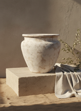Vaso terracota artesanal  EXC 8, handmade em Portugal.  Decoração minimalista, mediterrânica, cottagecore e moderno.  Decoração orgânica sustentável; design biofílico;