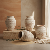 Vaso terracota artesanal LAMOUR H feito à mão Portugal. Decoração orgânica. Decoração e design de interiores; decoração e design biofílico; Decoração minimalista, wabi-sabi, rústica, mediterrânico e farmehouse. 