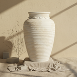 Vaso terracota artesanal EXCLUSIVO Y.2 feito à mão Portugal. Decoração sustentável; decoração e design biofílico; Decoração minimalista, wabi-sabi, rústica, mediterrânico e farmehouse.  Design de interiores; 