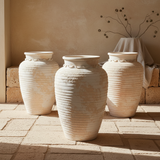 Vaso terracota artesanal EXCLUSIVO Y.2 feito à mão Portugal. Decoração sustentável; decoração e design biofílico; Decoração minimalista, wabi-sabi, rústica, mediterrânico e farmehouse.  Design de interiores; 