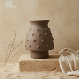 Vaso terracota artesanal  EXC 29, handmade em Portugal.  Decoração orgânica. Decoração minimalista, mediterrânica, cottagecore e moderno.  Decoração orgânica sustentável; design biofílico;