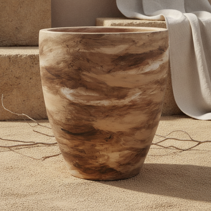 Vaso terracota artesanal Nahura B feito à mão Portugal. Vasos de terracota gigantes. Decoração Orgânica.  decoração wabi-sabi, minimalista, rústico, mediterrânico, e outras. Decoração e design de interiores; decoração e design biofílico;