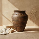 Vaso terracota artesanal RÚSTICO Z.2 made in Portugal. Decoração wabi-sabi, minimalista, rústico, mediterrânico, Japandi e farmehouse. Decoração e design de interiores; decoração e design biofílico; Decoração orgânica