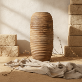 Vaso terracota artesanal EXCLUSIVO 30 feito à mão Portugal. Decoração orgânica. Decoração sustentável; decoração e design biofílico; Decoração minimalista, wabi-sabi, rústica, mediterrânico e farmehouse.  Design de interiores; 