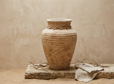 Vaso terracota artesanal  EXC 31.1, handmade em Portugal. ORGANIC DECOR; Decoração wabi-sabi, farmhouse, Japandi, minimalista, mediterrânica, cottagecore e moderno. Design de interiores, decoração sustentável; design biofílico;