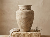 Vaso terracota artesanal  EXC 31.1, handmade em Portugal. ORGANIC DECOR; Decoração wabi-sabi, farmhouse, Japandi, minimalista, mediterrânica, cottagecore e moderno. Design de interiores, decoração sustentável; design biofílico;