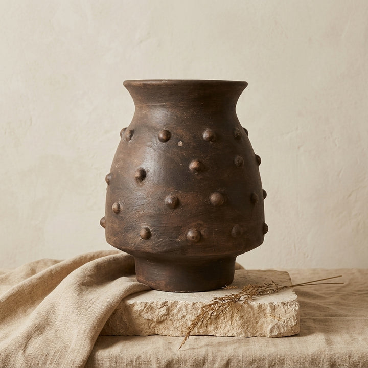 Vaso terracota artesanal RÚSTICO X.7, handmade em Portugal.  Decoração orgânica. Decoração minimalista, mediterrânica, cottagecore e moderno.  Decoração orgânica sustentável; design biofílico;