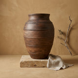 Vaso terracota artesanal RÚSTICO G.2 feito à mão Portugal. Decoração orgânica; Decoração minimalista, wabi-sabi, rústica, mediterrânico e farmehouse. Decoração e design de interiores; design biofílico e decoração;
