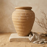 Vaso terracota artesanal Marua D, MADE IN Portugal. Decoração orgânica; Estilo wabi-sabi, minimalista, rústico, mediterrânico, moderno e outras. Decoração sustentável e design de interiores; design biofílico;