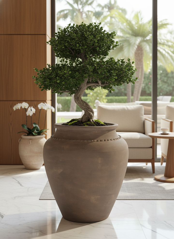 Vaso terracota artesanal Kora E handmade Portugal. Decoração Japandi, minimalista, rústico, mediterrânico, farmhouse e cottage. Decoração de interiores; Design biofílico;
