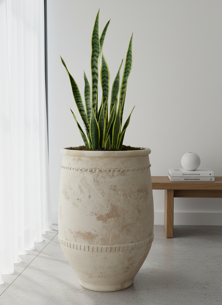 Vaso terracota artesanal Alba B feito à mão Portugal, decoração Japandi, minimalista, , mediterrânica, cottagecore; moderno, clean e outras. Decoração e design de interiores; decoração e design biofílico;