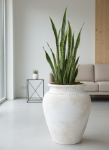 Vaso terracota artesanal Kora F feito à mão Portugal, decoração wabi-sabi, minimalista, rústico, mediterrânico, e outras.  Design de interiores; decoração  sustentável, design biofílico;