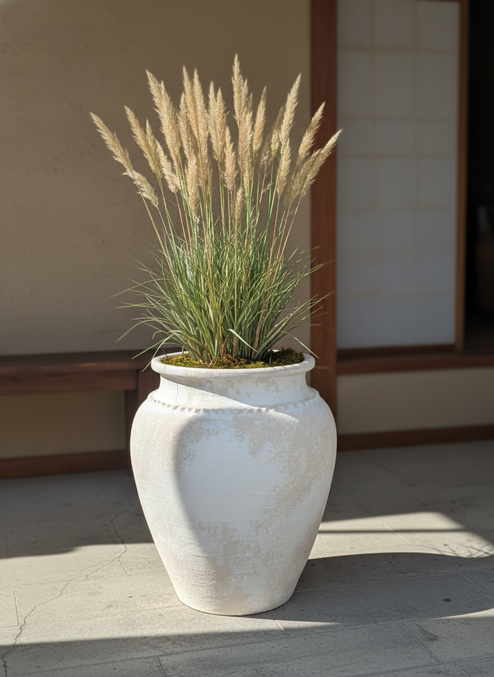 Vaso terracota artesanal Kora F feito à mão Portugal, decoração wabi-sabi, minimalista, rústico, mediterrânico, e outras.  Design de interiores; decoração  sustentável, design biofílico;